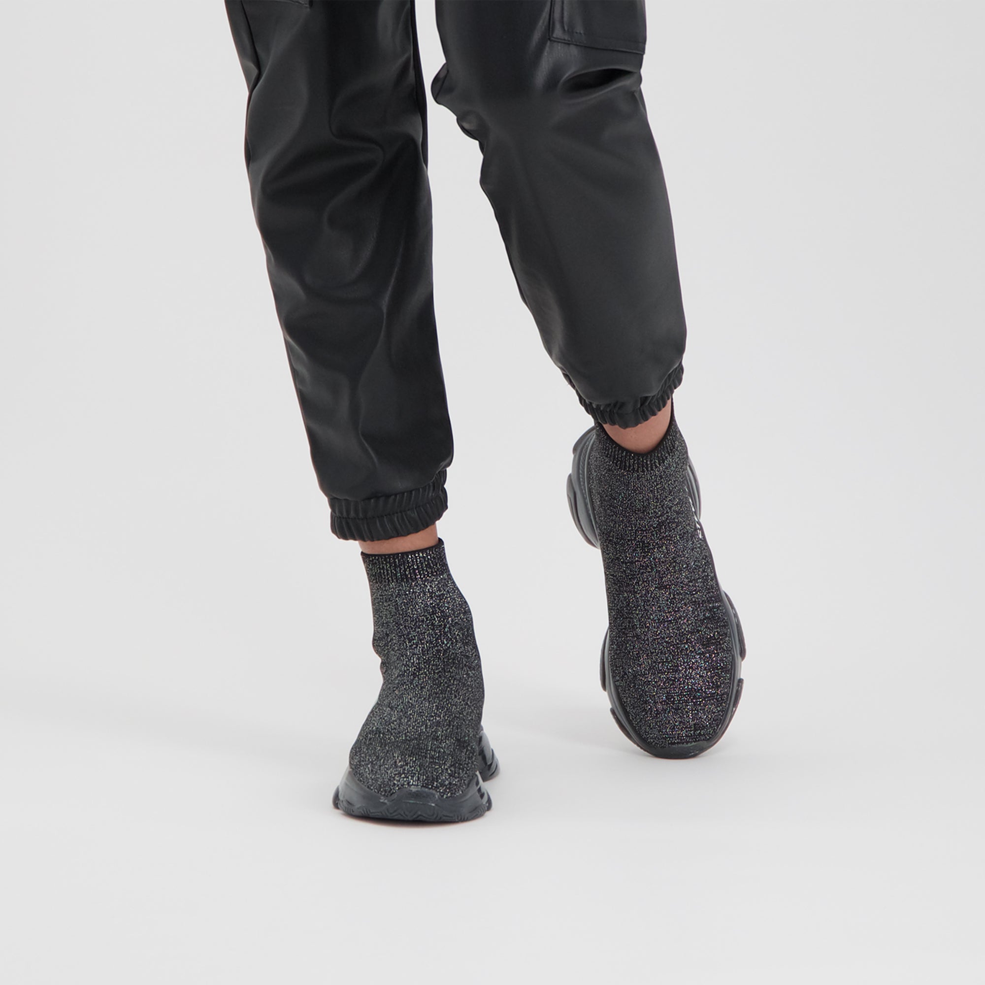 Master Sneaker in Black Pewter